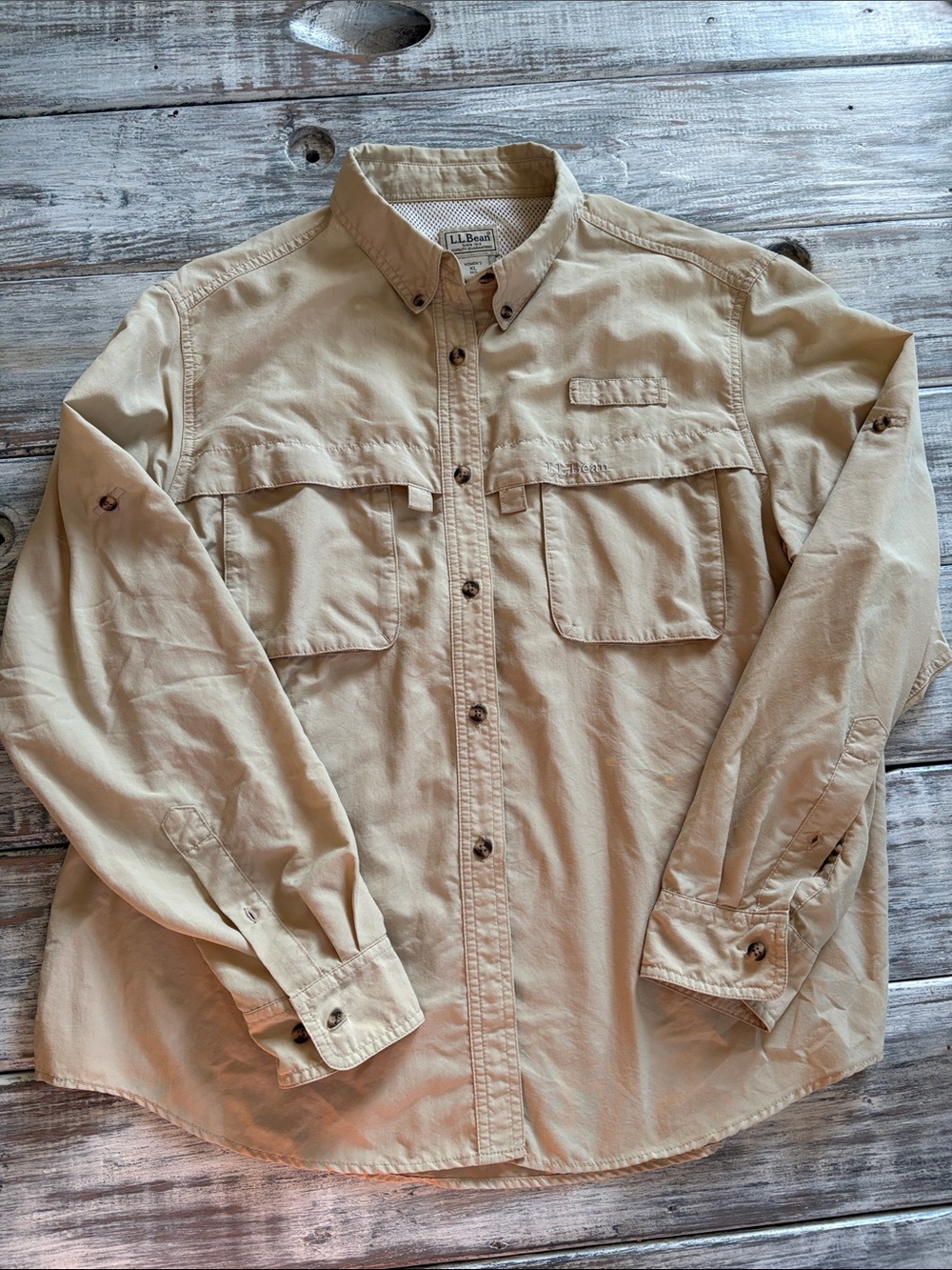 LLBean womenβs hiking/outdoor shirt, size XL
